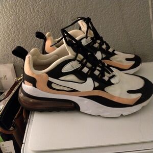 Nike Air Max 270 React